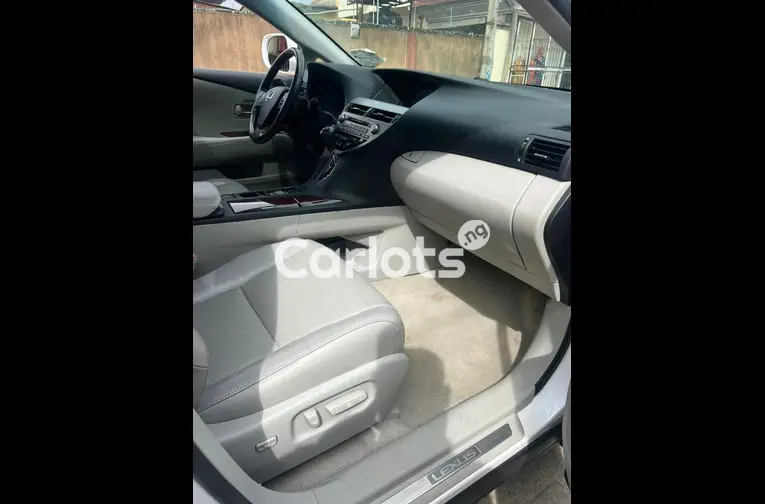 FOREIGN USED 2011 LEXUS RX350 - 4/7