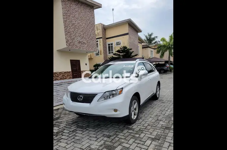 FOREIGN USED ACCIDENT FREE 2010 LEXUS RX350 - 2/7