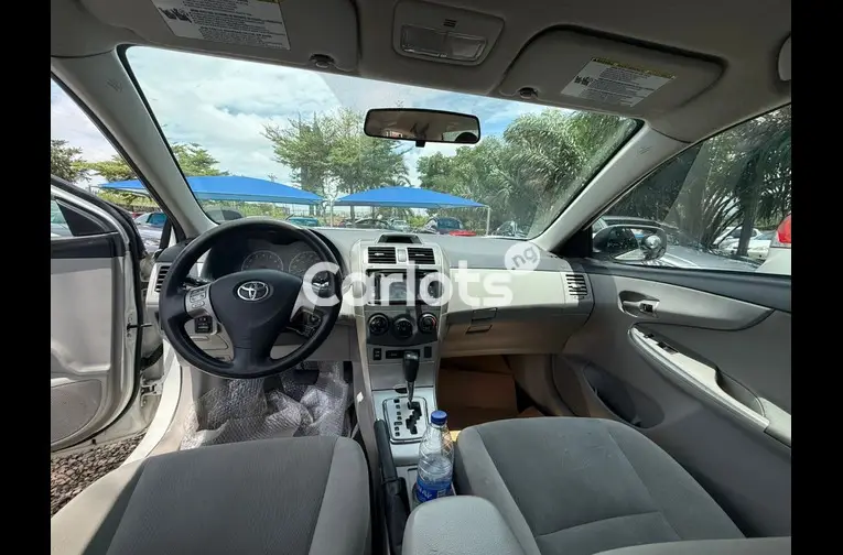 Nigerian used Toyota Corolla 2012 - 2/5