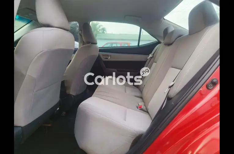 2014 Toyota Corolla LE - 4/7