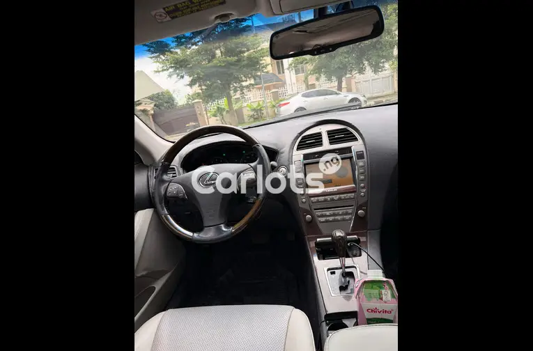 2012 LEXUS ES350 - 4/7