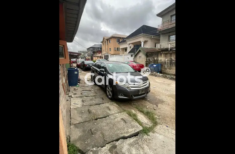 CLEAN REGISTERED 2010 TOYOTA VENZA AWD V6 FULL OPTION - 6/7