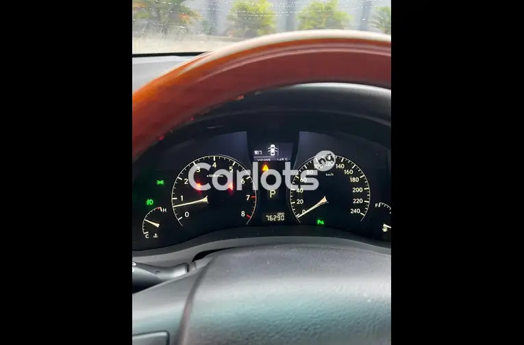 FOREIGN USED 2012 LEXUS RX350 FULL OPTION - 2/7