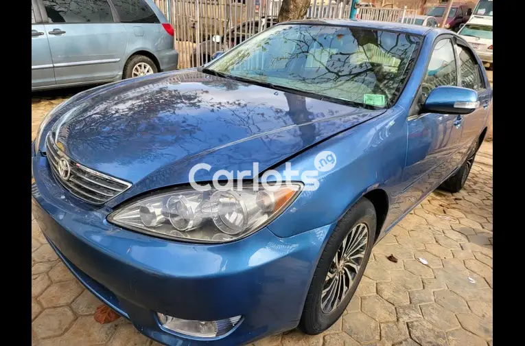 CLEAN REGISTERED 2004 TOYOTA CAMRY FULL OPTION - 1/7
