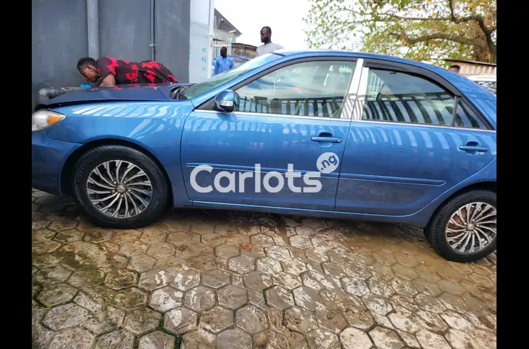 CLEAN REGISTERED 2004 TOYOTA CAMRY FULL OPTION - 4/7