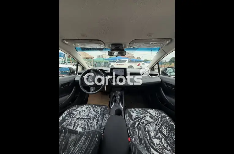 2024 TOYOTA COROLLA - 2/6