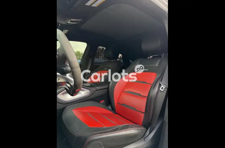 2023 MERCEDES GLE 63s - 2/7