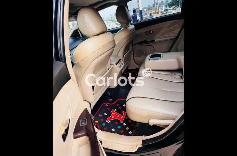 2012 TOYOTA VENZA FULL OPTION - 5/7