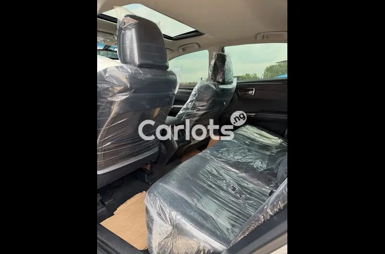 2013 TOYOTA AVALON XLE - 4/7