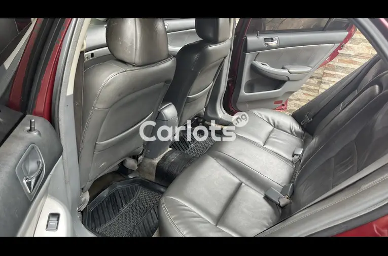 Neatly used 2003 Honda Accord - 7/7