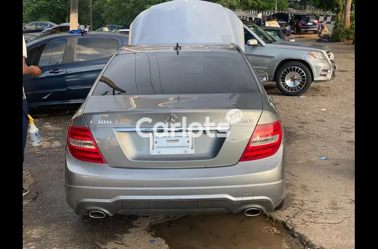 2013 MERCEDES BENZ C300 - 6/7