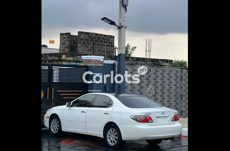 TOKS STANDARD 2004 LEXUS ES330 FULL OPTION - 6/7