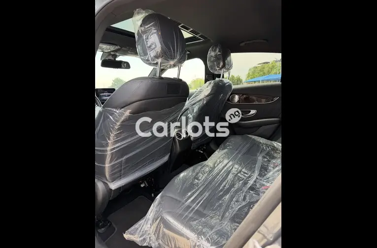 Foreign Used 2018 Mercedes Benz GLC 300 - 4/7