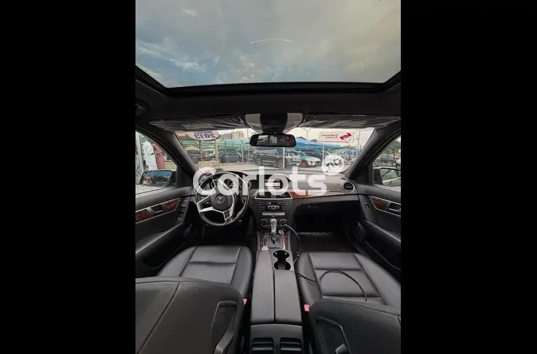 Foreign Used 2013 Mercedes Benz C300 - 2/7