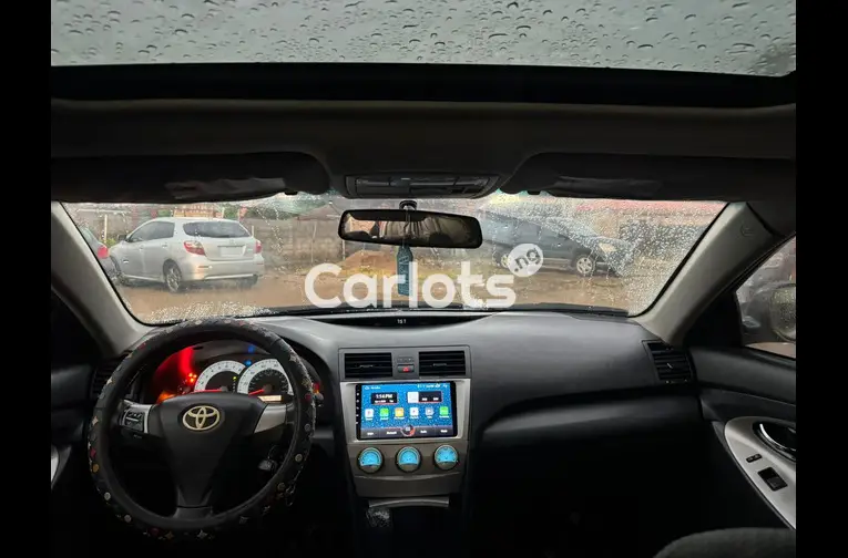 2009 Toyota Camry sport - 3/7