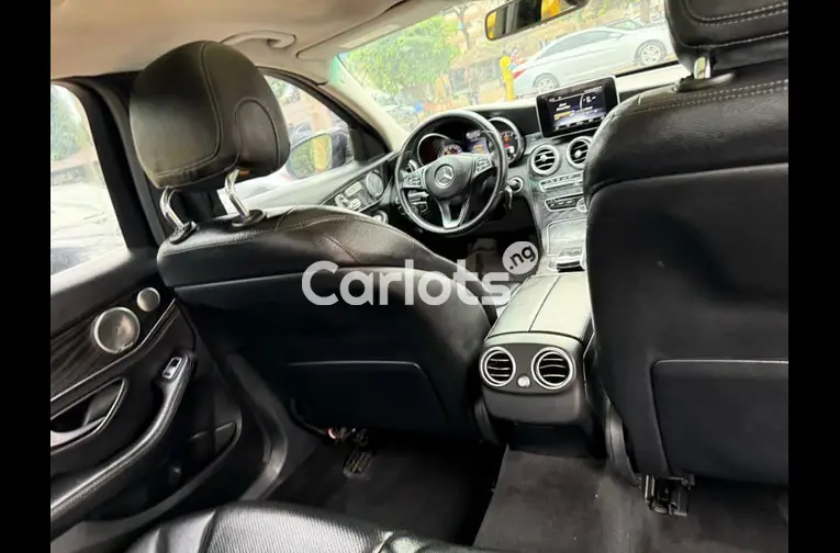 2015 MERCEDES BENZ C300 - 4/7