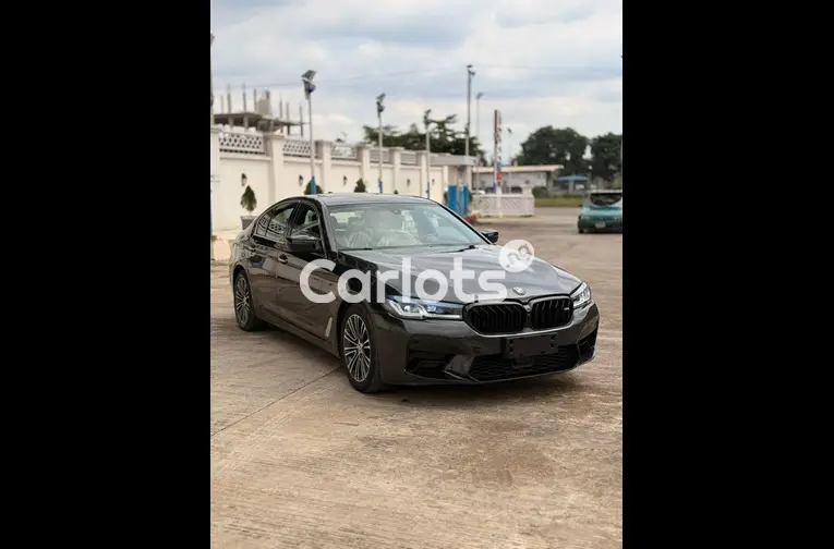 FOREIGN USED 2018 BMW 5 SERIES 540i - 2/7