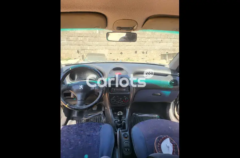 2005 Peugeot 206 - 2/7
