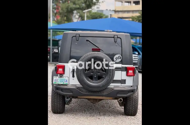 JEEP WRANGLER 2009 FACIFTED TO 2022 - 5/5