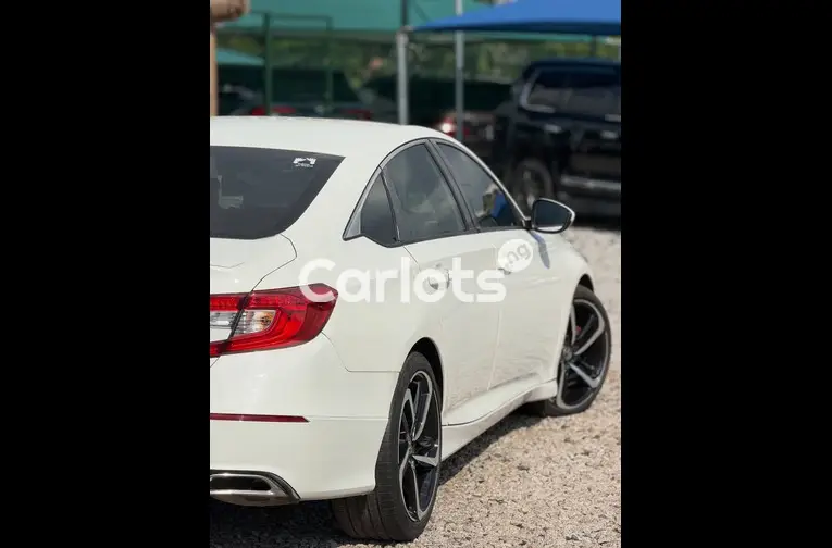 Foreign Used 2018 Honda Accord - 4/5