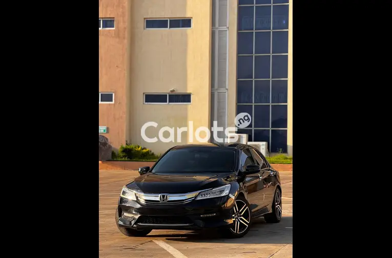 Honda accord 2014 - 1/7