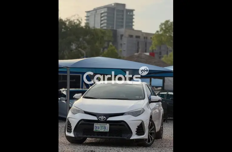 2016 TOYOTA COROLLA S - 1/6