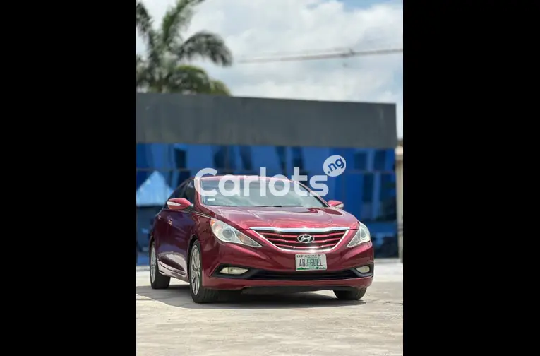 Foreign used standard Hyundai Sonata 2012 model - 1/7