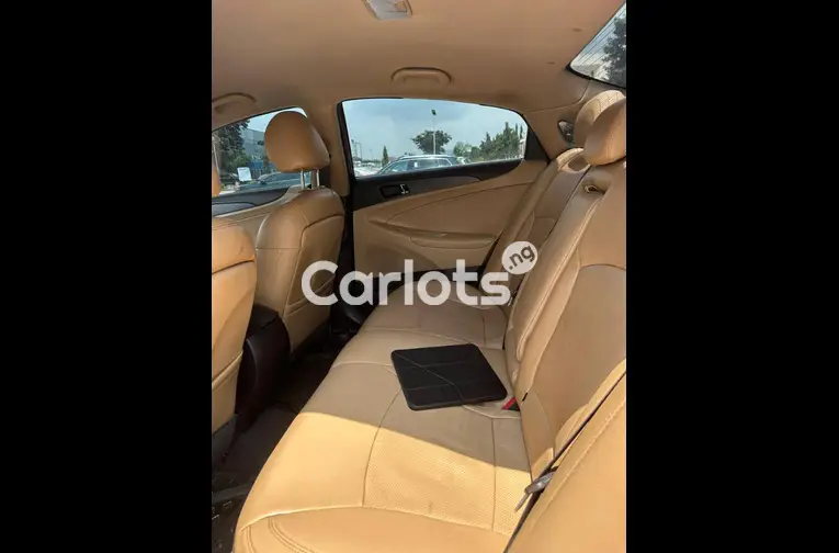 Foreign used standard Hyundai Sonata 2012 model - 5/7