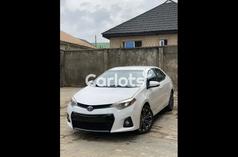 FOREIGN USED 2014 TOYOTA COROLLA S - 1/7