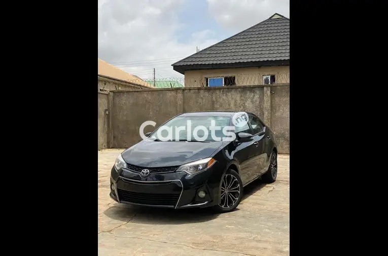 FOREIGN USED 2016 TOYOTA COROLLA S - 1/7