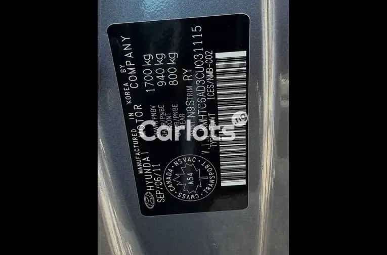 Foreign Used 2012 Hyundai Veloster - 4/5