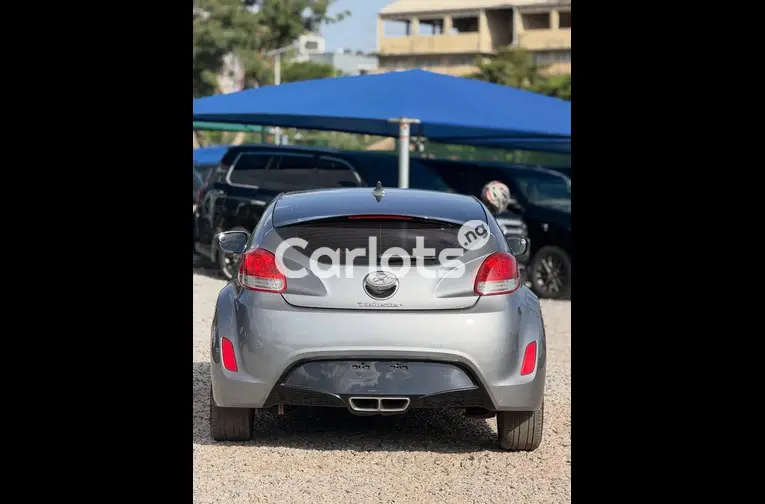 Foreign Used 2012 Hyundai Veloster - 5/5
