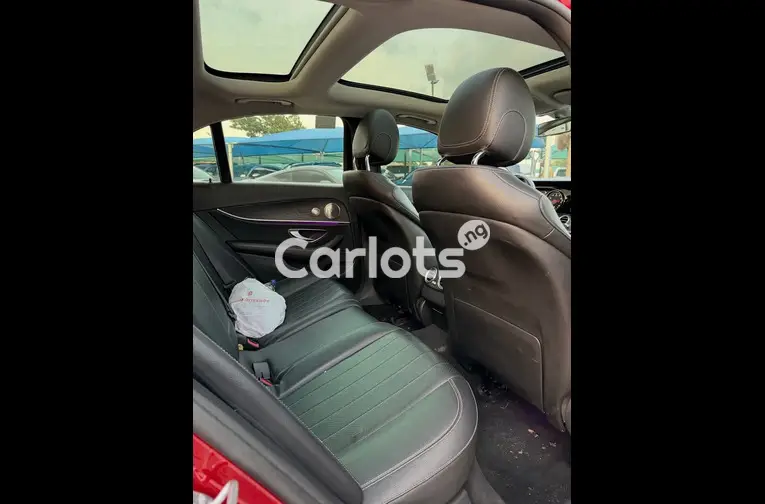 Extremely Clean Mercedes Benz E300 2017 - 4/6