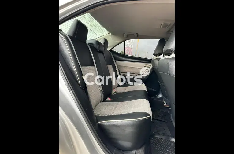 2018 UPGRADED TOYOTA COROLLA SE - 5/7