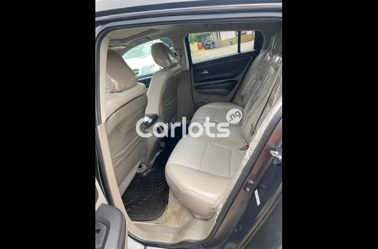 2010 Acura ZDX - 6/7