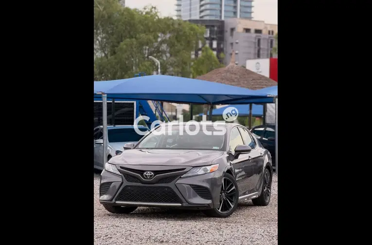 2018 TOYOTA CAMRY XSE - 1/7