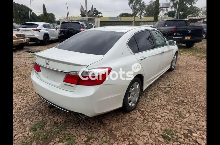 FOREIGN USED 2014 HONDA ACCORD SPORT - 7/7