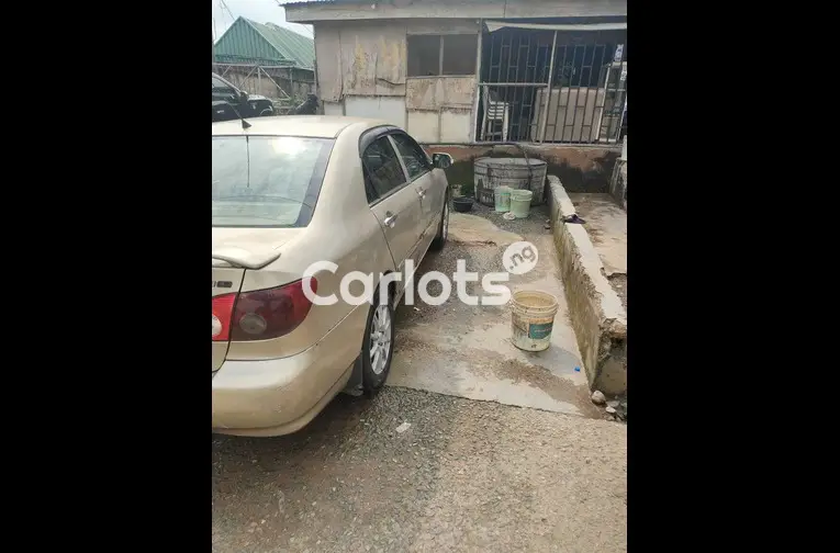 Clean used 2006 Toyota Corolla - 6/7