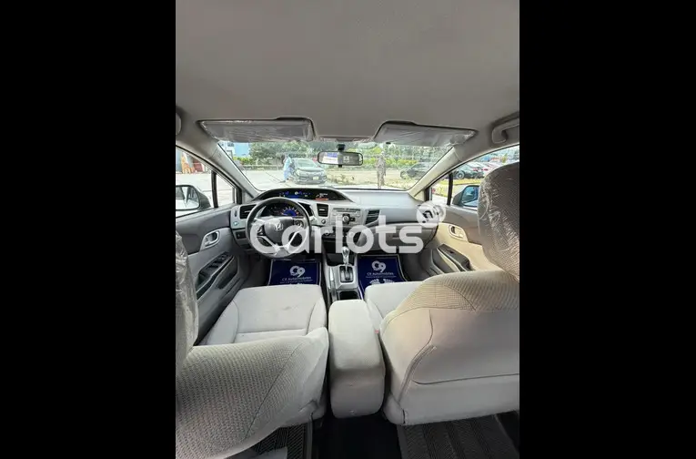 Foreign used 2013 Honda Civic LX - 6/7