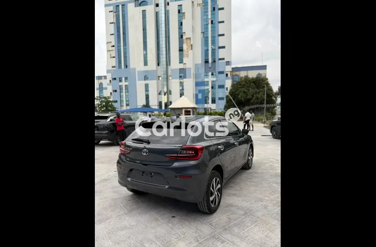 2025 Toyota starlet - 5/7