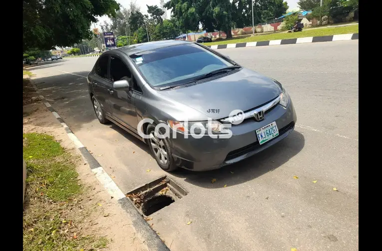 HONDA CIVIC 2007 - 1/7