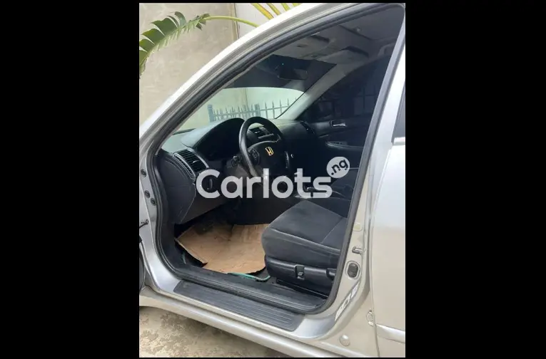 2007 HONDA ACCORD DC - 4/6