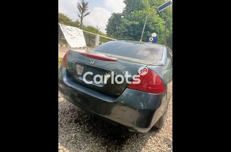 Honda Accord 2006 - 6/6