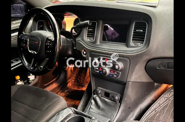 Used Dodge Challenger 2020 - 3/7