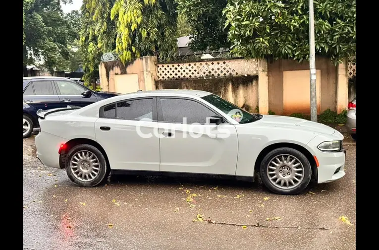 Used Dodge Challenger 2020 - 7/7