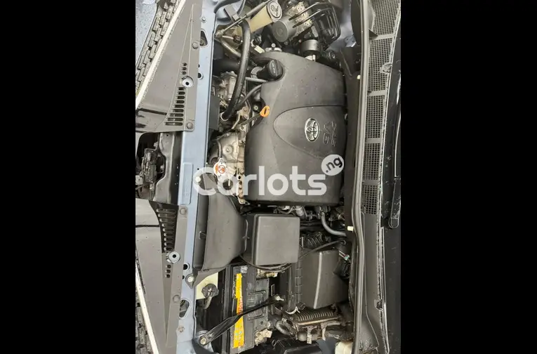 2017 TOYOTA SIENNA XLE - 2/7