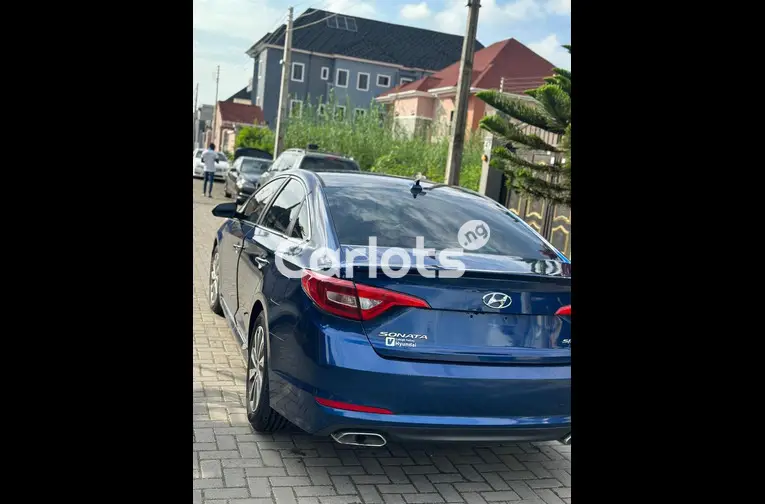 2015 Hyundai Sonata sport - 3/7