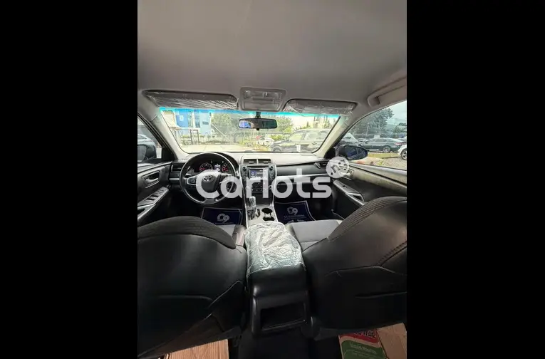 Foreign used Toyota Camry SE Year:2016 Custom duty - 2/6