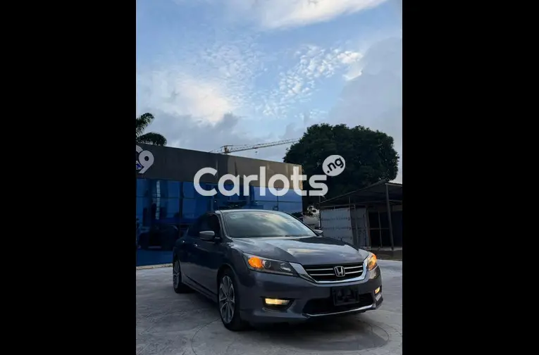 Foreign used 2014 Honda accord sport - 3/7