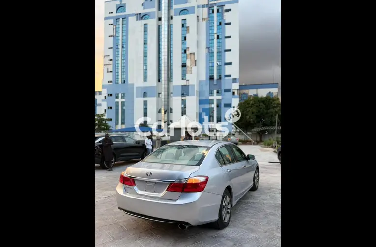 Foreign Used Honda accord LX Year:2013 Custom duty - 5/7